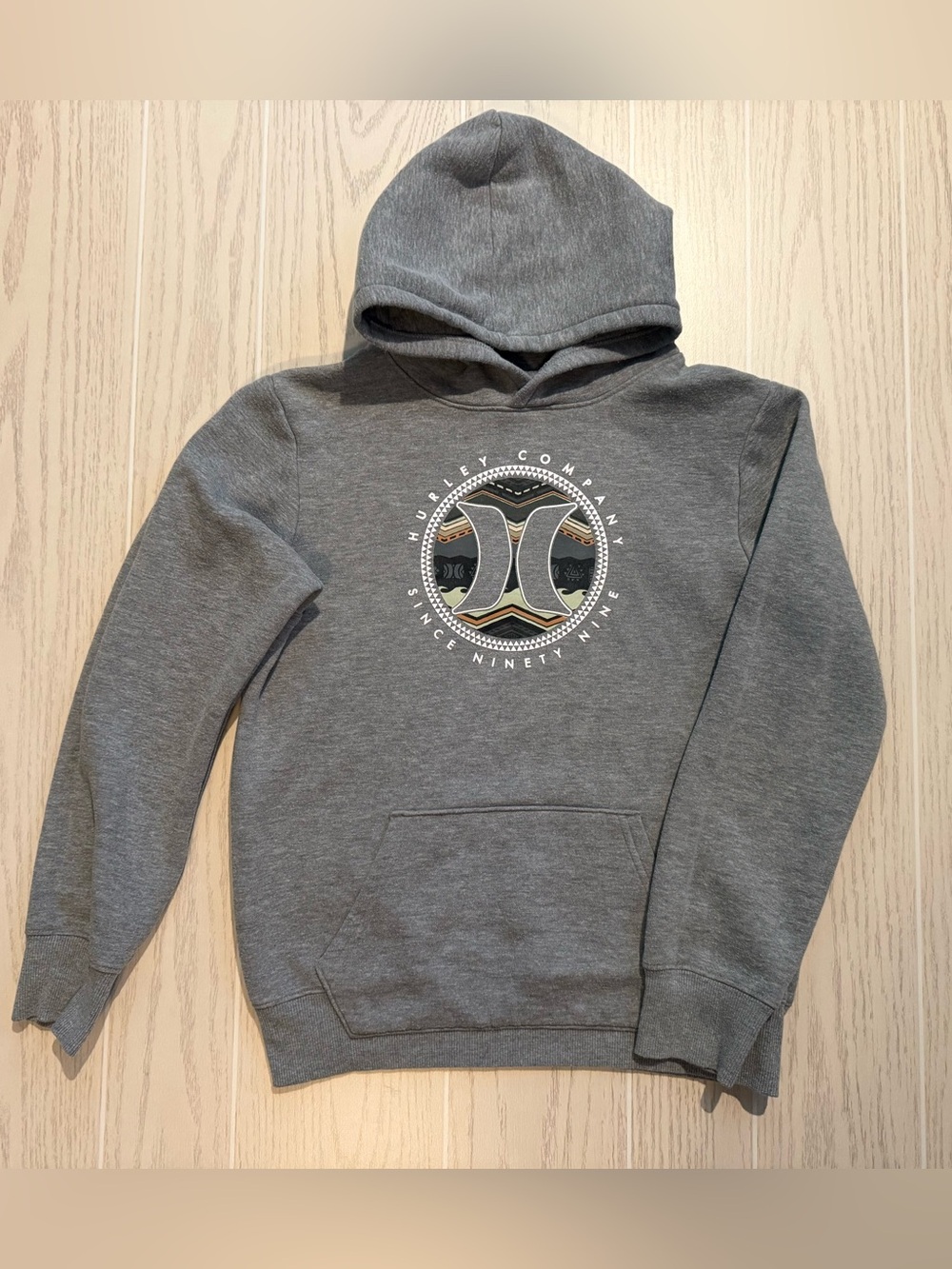 Hurley Boys L 14/16 Gray Graphic Logo Fleece Pullover Hoodie Sweatshirt Outdoor